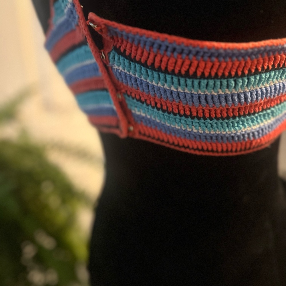 Ecote Multicolor Striped Halter Crop Top - Picture 4 of 5